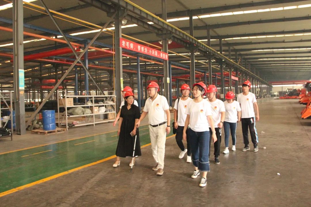 7cf9558a8d30f60862af2ccb20371c00